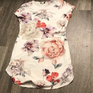 White flower tunic top